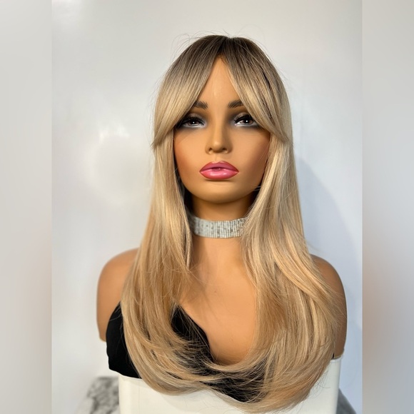 24 Inch Straight Blonde Layered hair Wig With Curtain Bangs Dark Roots s… - Picture 1 of 8